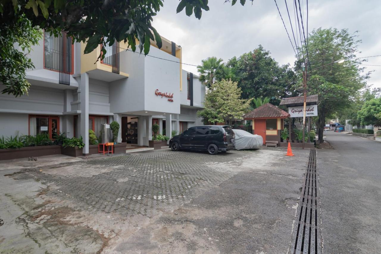 Koolkost Near Bandung Station Hotel Eksteriør billede